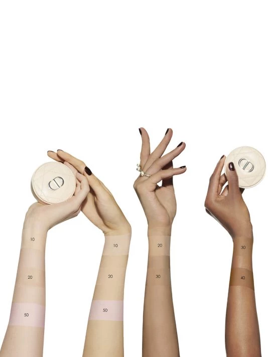 Diorskin Forever Cushion Powder 040 Deep 6 Diorskin Forever Cushion Powder 040 Deep - Image 4