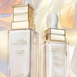 Dior Prestige Light-In-White L'émulsion Lumière -Dior Sales Shop unnamed file 755